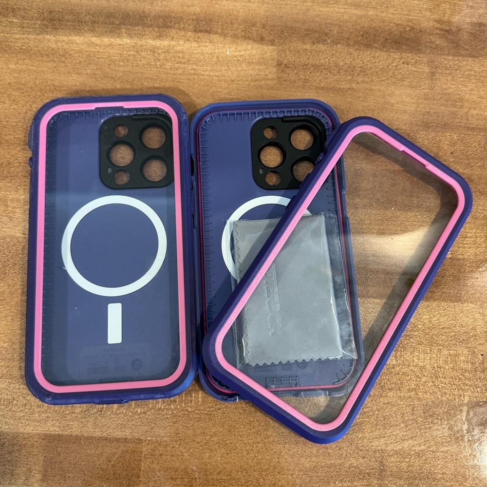 Two iPhone 14 Pro Otterbox Frē Cases for Magsafe